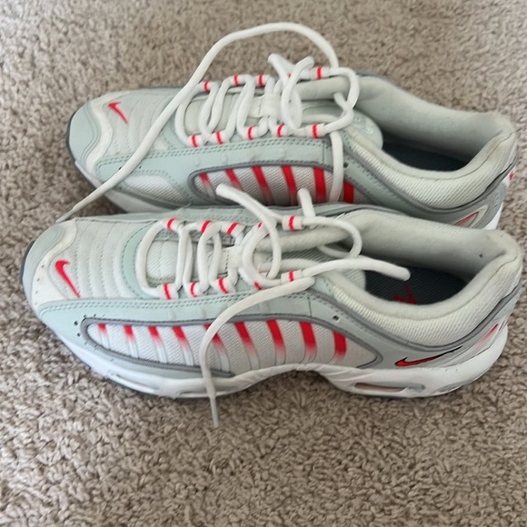 Men’s Nike Tailwind IV - Picture 5 of 8